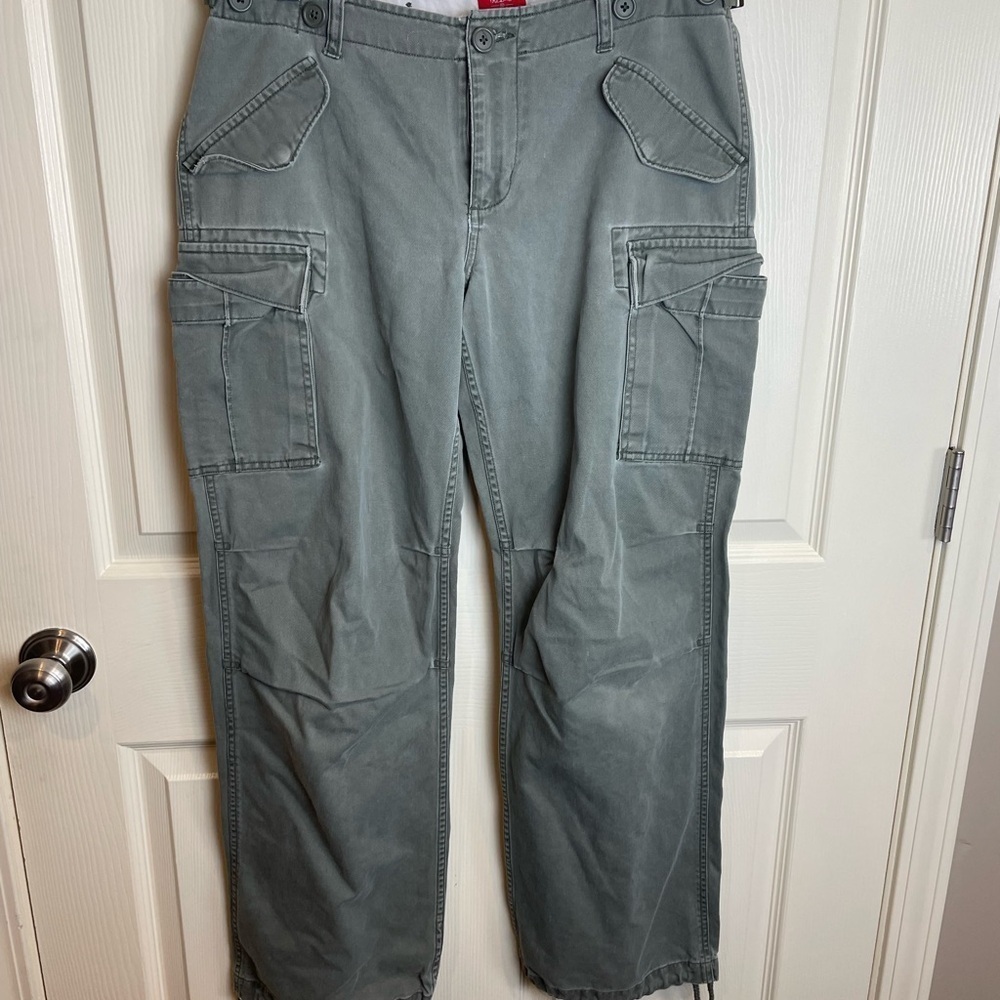 Vintage low rise wide leg cargo pants olive green